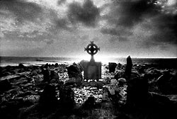 simon marsden - the marsden archive gothic cemetary