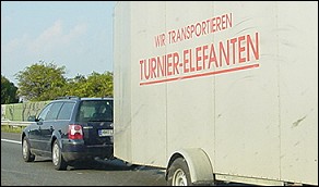 wir transportieren turnier-elefanten